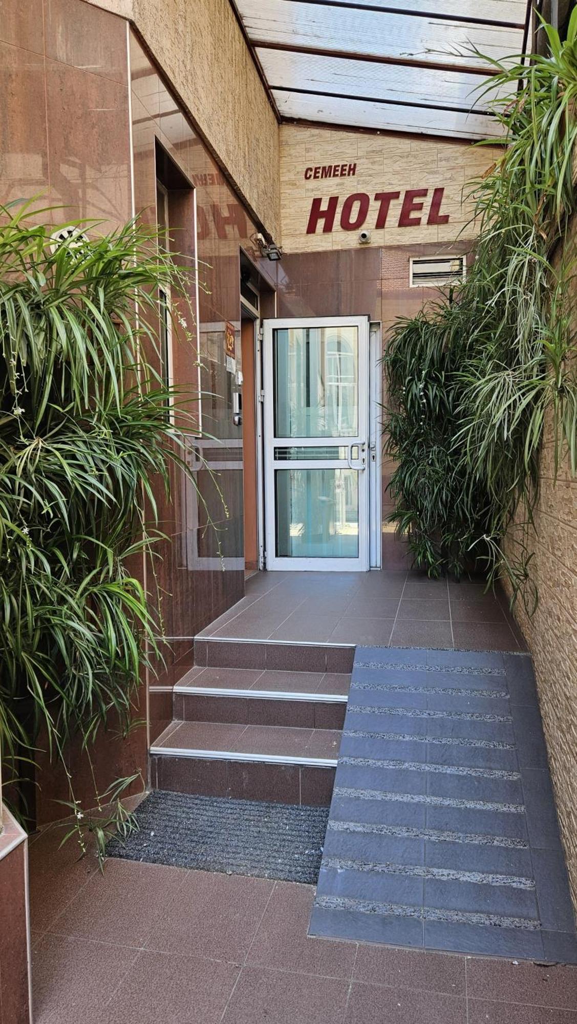 Caprice Family Hotel ヴァルナ エクステリア 写真